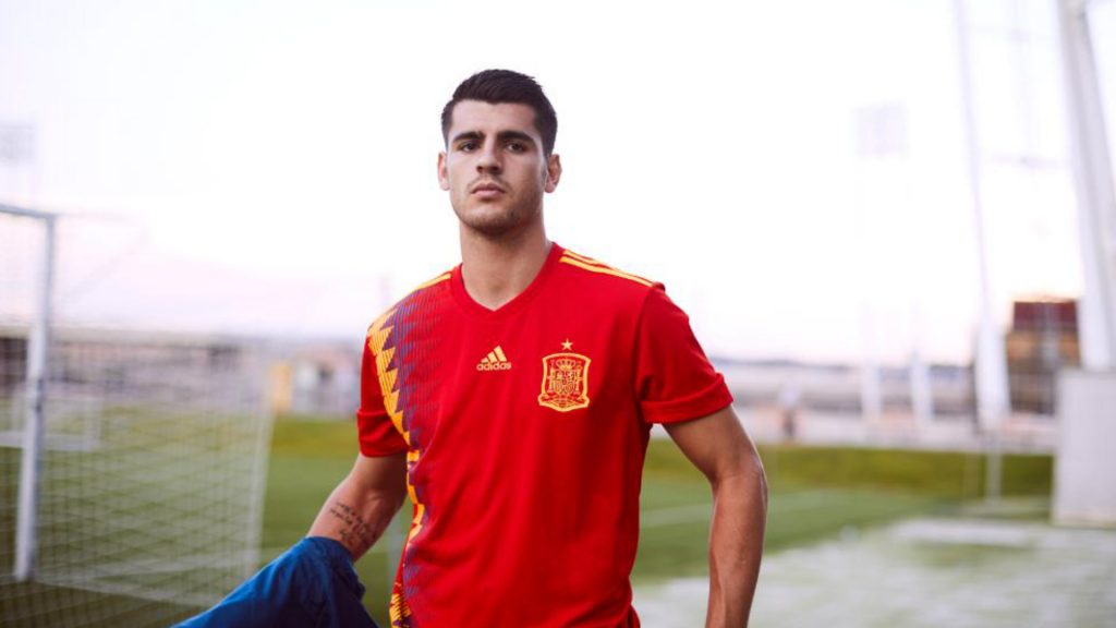 Spanish World Cup shirts prove controversial