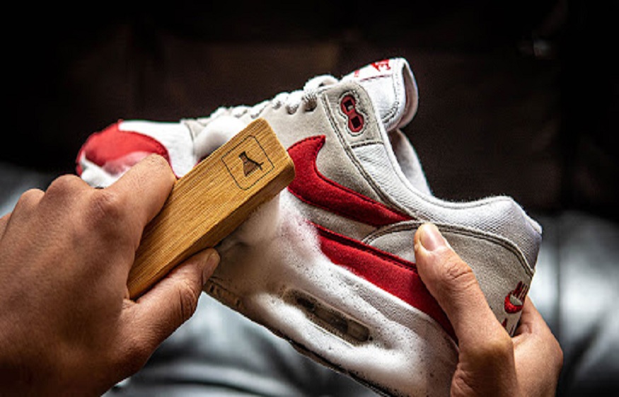 shoe cleaning laundry